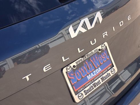 Used 2024 Kia Telluride S w/ S Sunroof Package AWD/4WD image 12