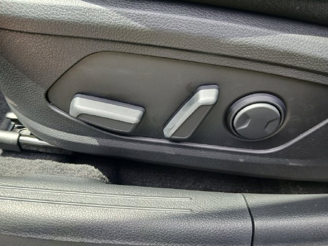 New 2026 Kia K5 GT-Line FWD image 16