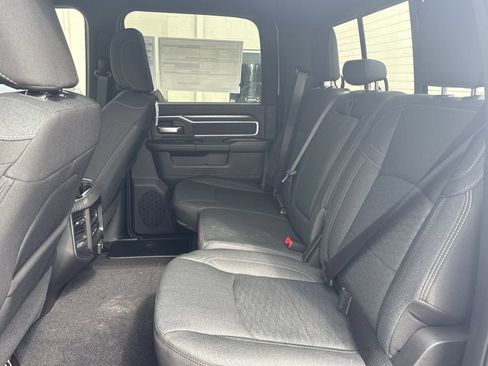 New 2026 RAM 2500 Big Horn AWD/4WD image 27