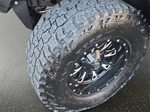 Used 2021 Jeep Wrangler Unlimited Willys image 32