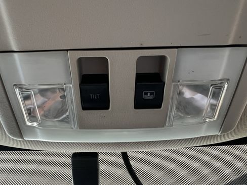 Used 2013 Ford Edge SEL image 40