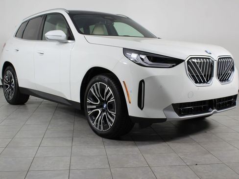 New 2026 BMW X3 xDrive30 w/ Premium Package image 7