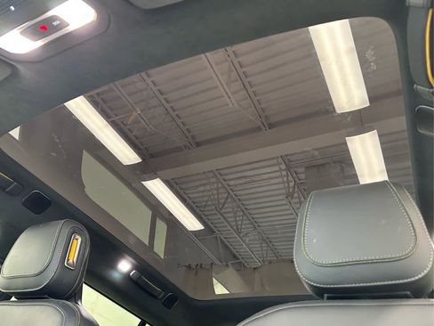 Used 2023 Rivian R1S Adventure image 37