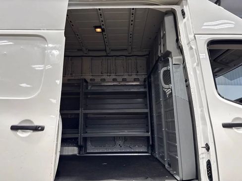 Used 2018 Nissan NV 2500 S RWD image 75