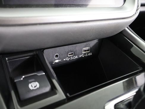 Used 2025 Subaru Outback Onyx Edition AWD/4WD image 51
