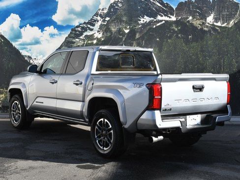 Used 2024 Toyota Tacoma TRD Sport image 9
