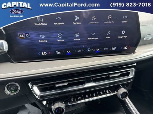 Used 2026 Chevrolet Traverse LT w/ Driver Confidence Package FWD image 26