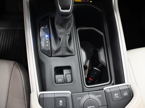 Certified 2025 Toyota Grand Highlander AWD Hybrid image 21