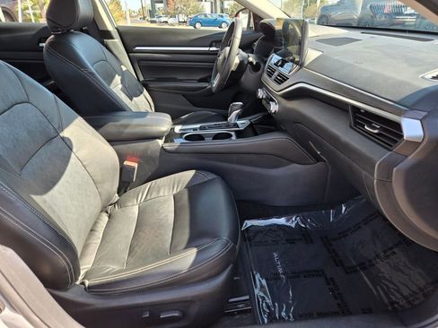 Used 2023 Nissan Altima 2.5 SL FWD image 19