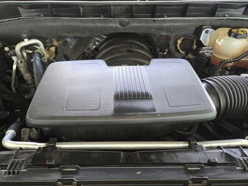 Used 2021 GMC Yukon SLT w/ SLT Luxury Plus Package image 31