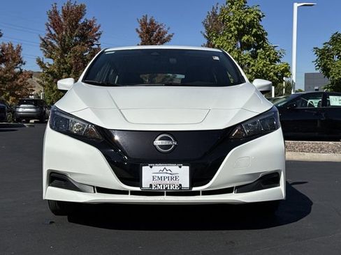 Certified 2024 Nissan Leaf S image 6