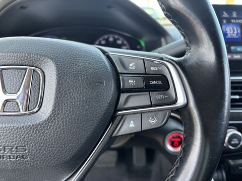 Used 2021 Honda Accord Touring image 27