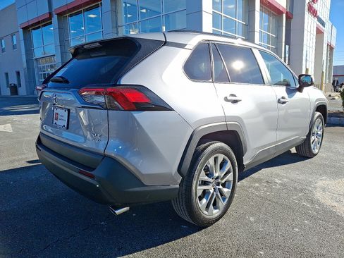 Certified 2025 Toyota RAV4 XLE Premium image 6
