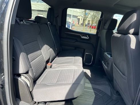 Used 2022 Chevrolet Silverado 1500 LT AWD/4WD image 29