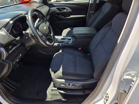 Used 2019 Chevrolet Traverse LT FWD image 10