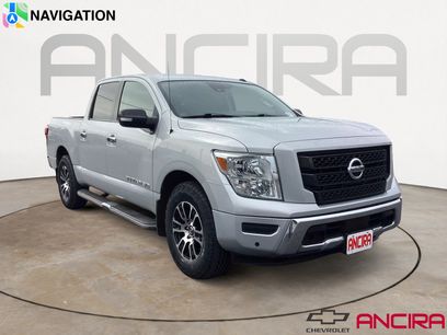 Used 2020 Nissan Titan SV w/ SV Convenience Package