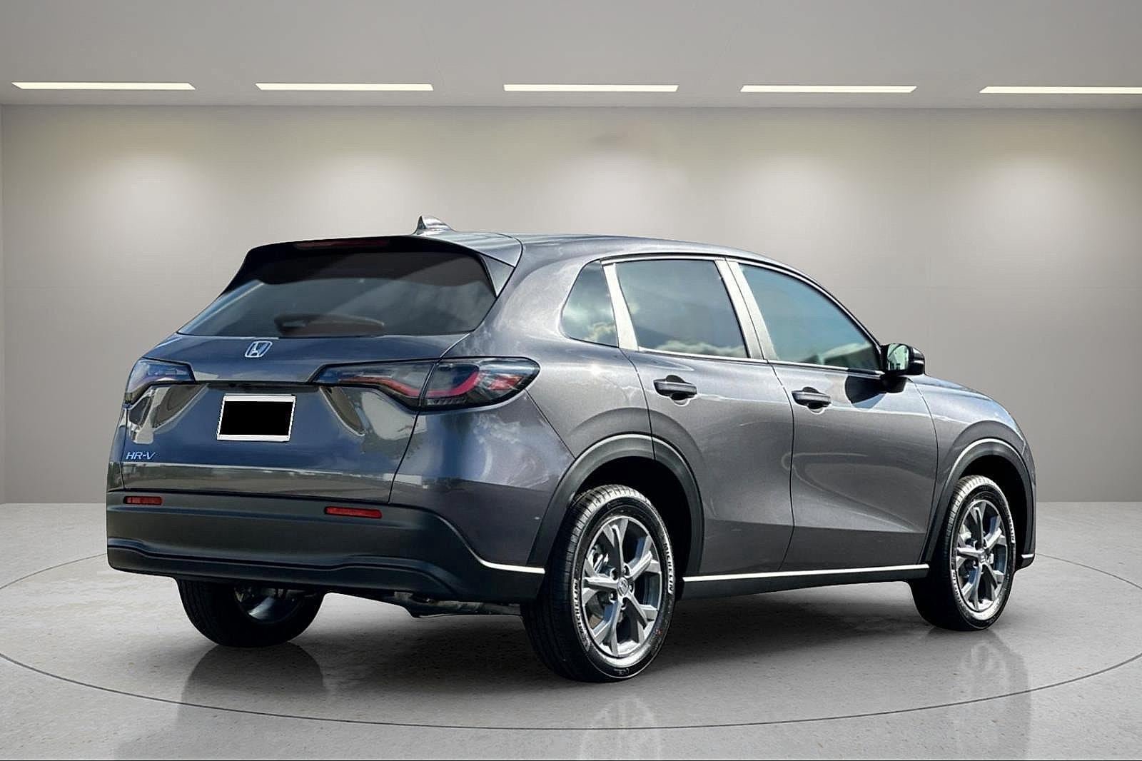 New 2027 Honda HR-V LX image 5