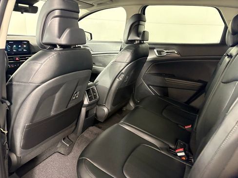 New 2026 Kia Sportage EX image 36