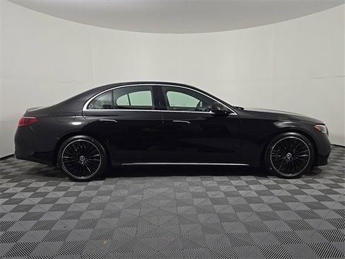 New 2026 Mercedes-Benz E 450 4MATIC Sedan image 8