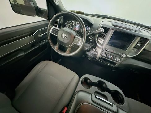 Used 2022 RAM 2500 Big Horn AWD/4WD image 9