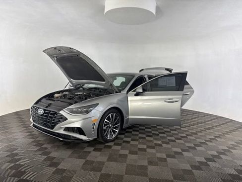 Used 2022 Hyundai Sonata Limited FWD image 12