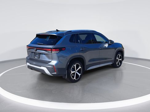 New 2026 Volkswagen Tiguan SE image 3