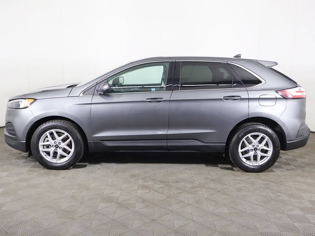 Used 2024 Ford Edge SEL AWD/4WD image 10