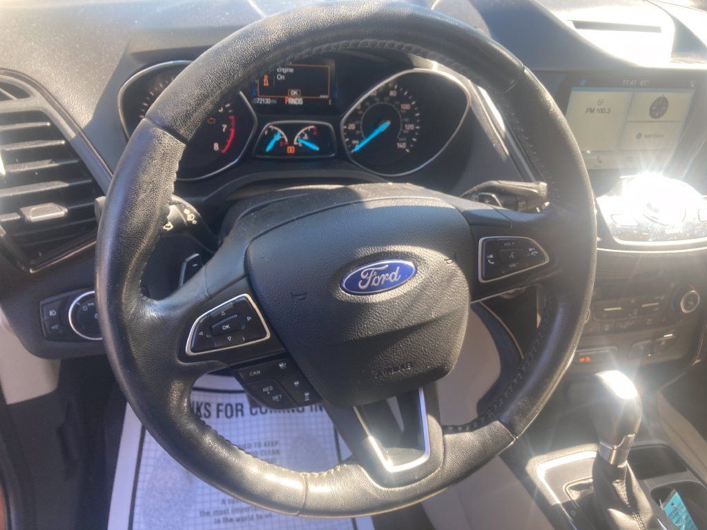 Used 2017 Ford Escape Titanium AWD/4WD image 18