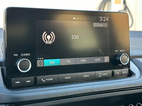 Used 2023 Honda Accord EX image 19