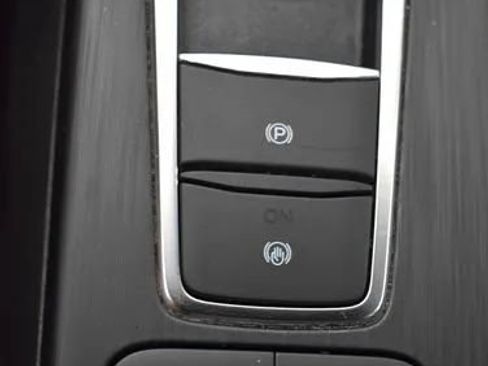Used 2024 Ford Escape ST-Line FWD image 35