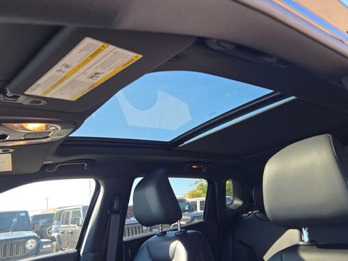 New 2026 Jeep Compass Latitude w/ Sun and Sound Group image 26