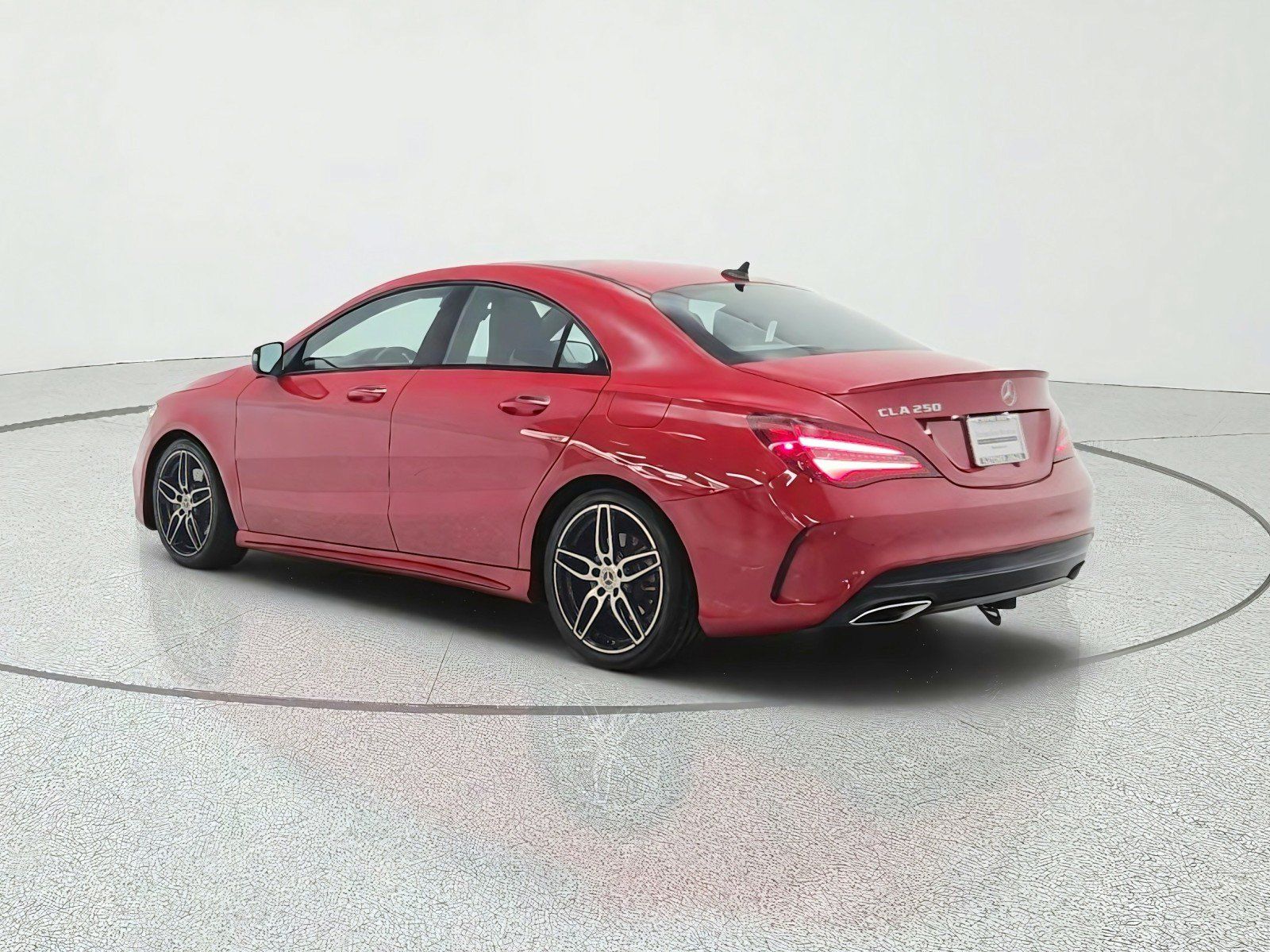 Used 2018 Mercedes-Benz CLA 250 image 7