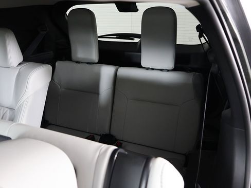 New 2025 Mitsubishi Outlander AWD image 39