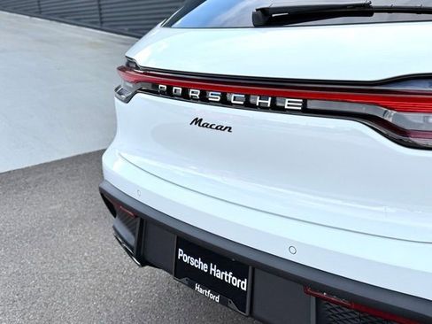 New 2026 Porsche Macan image 38