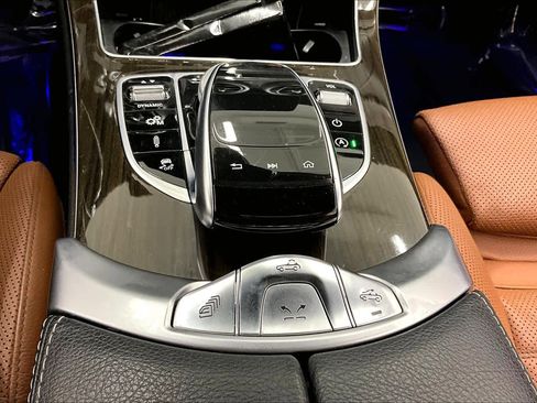 Certified 2020 Mercedes-Benz C 43 AMG 4MATIC Cabriolet image 33