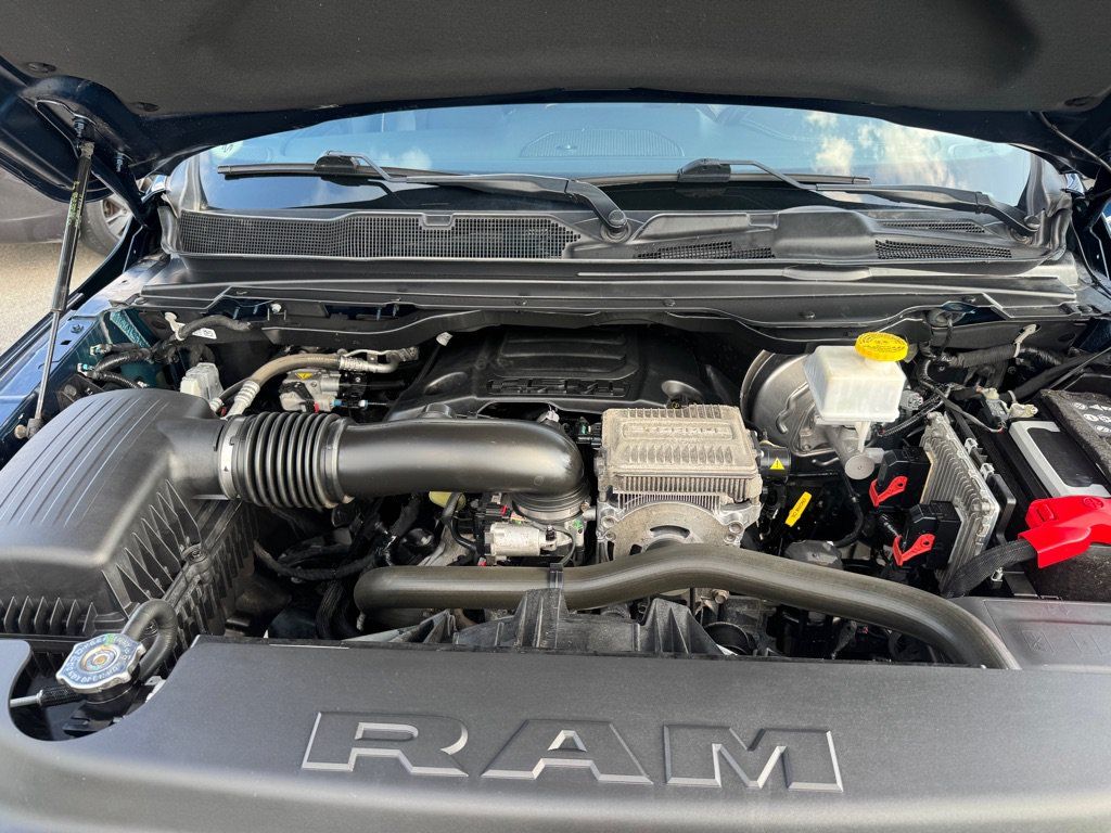 Used 2022 RAM 1500 Laramie AWD/4WD image 10