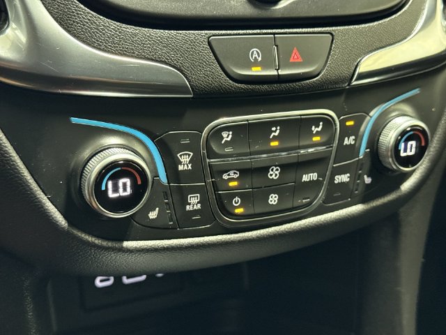 Used 2024 Chevrolet Equinox LT FWD image 19
