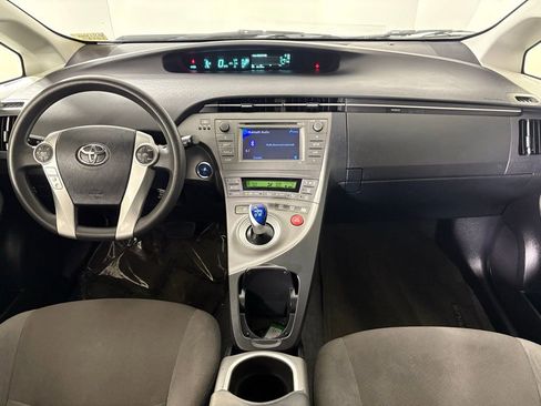 Used 2015 Toyota Prius Two image 34