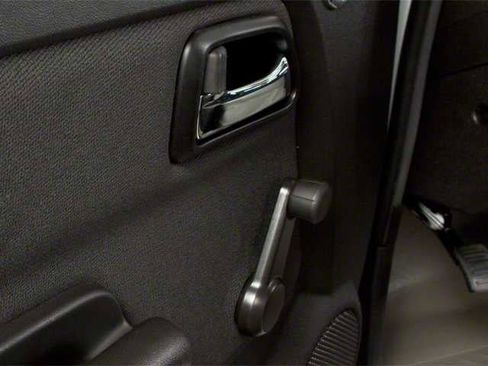 Used 2010 GMC Canyon SLE w/ Power Convenience Package image 13