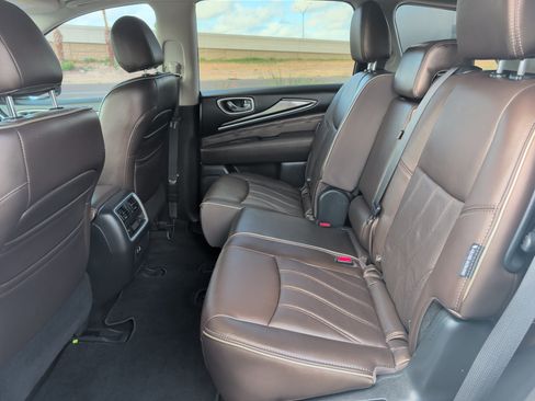 Used 2020 INFINITI QX60 Luxe w/ Essential Package FWD image 25