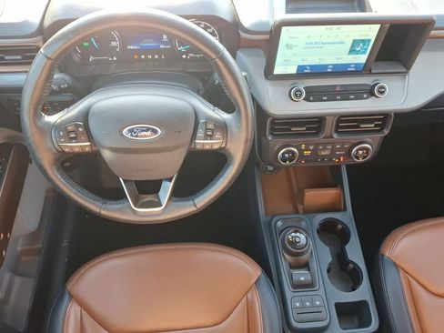 Certified 2022 Ford Maverick Lariat w/ Lariat Luxury Package image 27