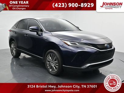 Used 2021 Toyota Venza Limited w/ Carpet Mat Package (TMS)