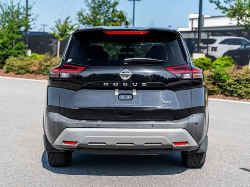 Used 2021 Nissan Rogue SV w/ Premium Package FWD image 6