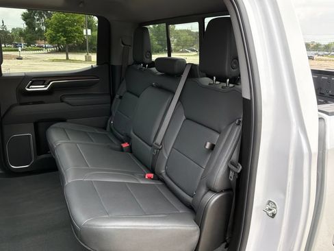 Used 2025 GMC Sierra 1500 SLT w/ SLT Premium Package AWD/4WD image 47