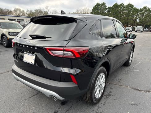 New 2026 Ford Escape Active image 2