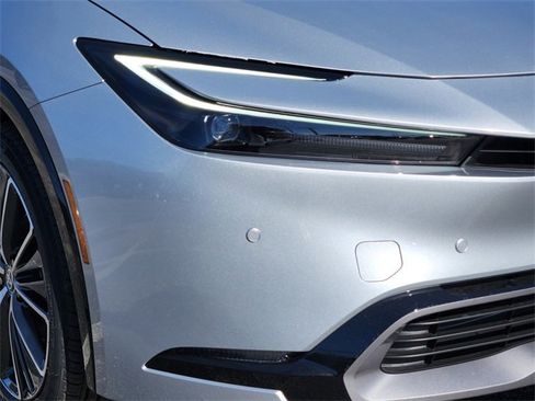 New 2026 Toyota Prius XLE image 6