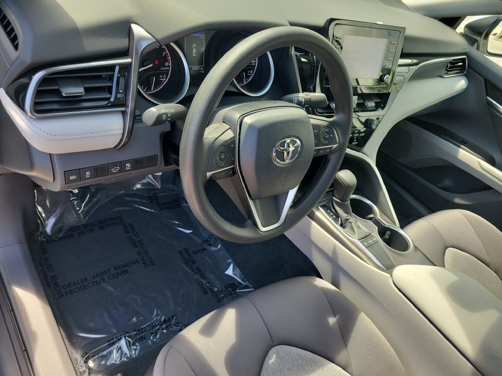 Used 2024 Toyota Camry LE w/ Convenience Package FWD image 7