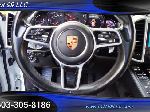 Used 2017 Porsche Cayenne Platinum Edition AWD/4WD image 26