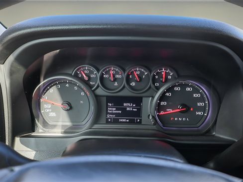 Used 2023 Chevrolet Silverado 1500 Custom image 11