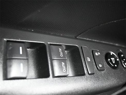 Used 2019 Honda Civic Sport image 28